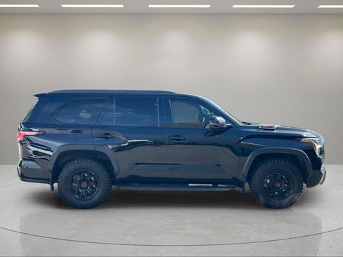 Used 2023 Toyota Sequoia TRD Pro AWD/4WD image 8