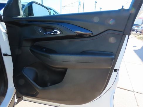 Used 2023 Chevrolet TrailBlazer RS w/ Convenience Package image 10