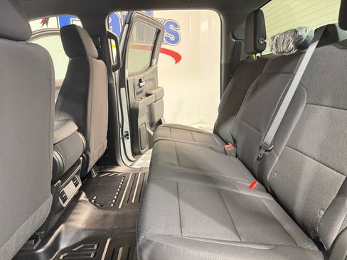 New 2026 GMC Sierra 1500 Pro w/ Pro Value Package image 9