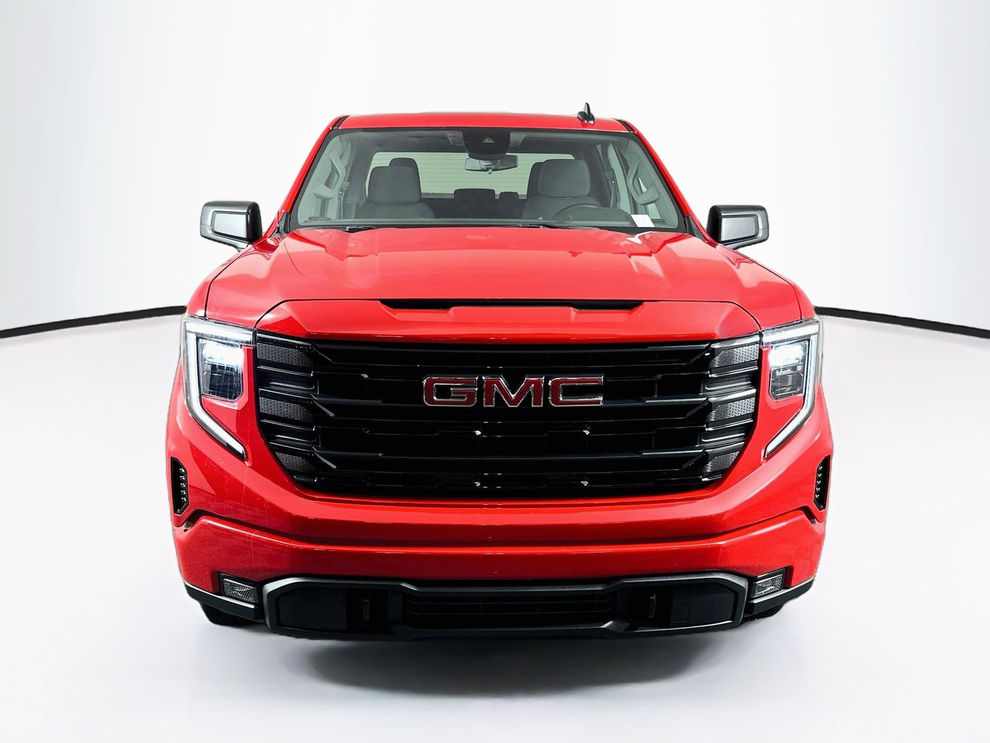 Used 2024 GMC Sierra 1500 Elevation AWD/4WD image 2