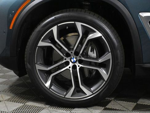 Used 2026 BMW X5 xDrive40i w/ Climate Comfort Package image 12