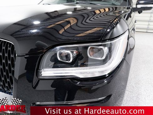 Used 2024 Lincoln Navigator Reserve w/ Equipment Group 201A image 8