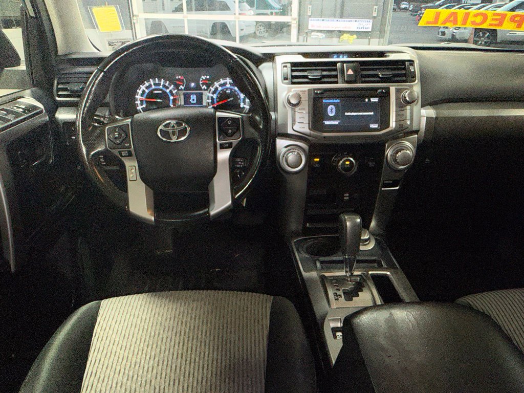 Used 2016 Toyota 4Runner SR5 AWD/4WD image 19