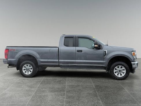 Used 2022 Ford F250 XL w/ STX Appearance Package image 6