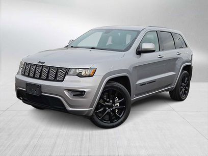 Used 2019 Jeep Grand Cherokee Altitude
