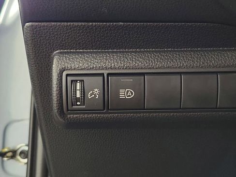 Used 2023 Toyota Corolla LE FWD image 23