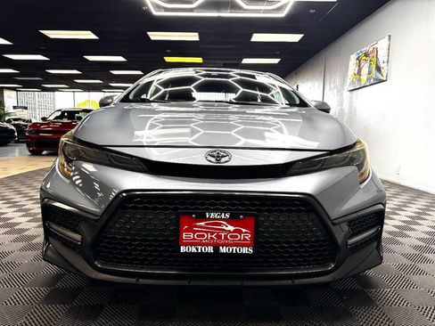 Used 2021 Toyota Corolla SE FWD image 3