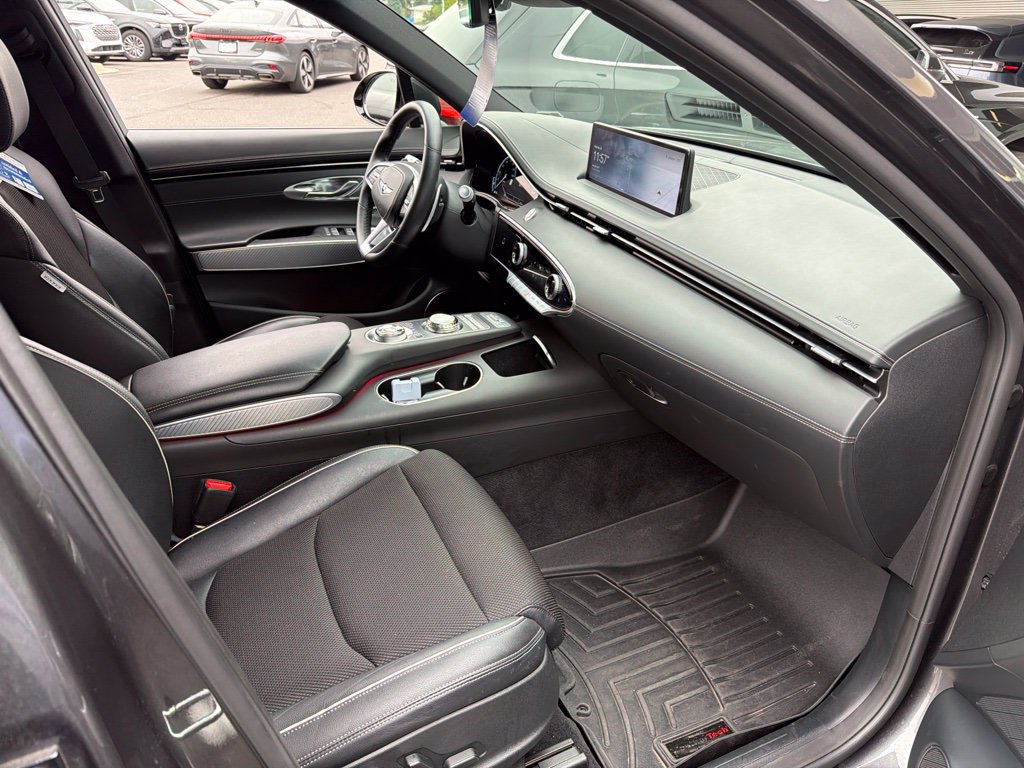 Used 2023 Genesis GV70 2.5T w/ Sport Prestige Package AWD/4WD image 10