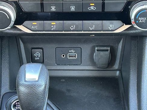 Certified 2024 Nissan Sentra S image 19