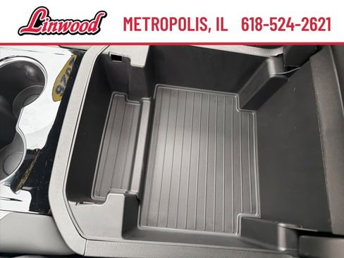 New 2026 GMC Yukon AT4 w/ AT4 Premium Plus Package image 29