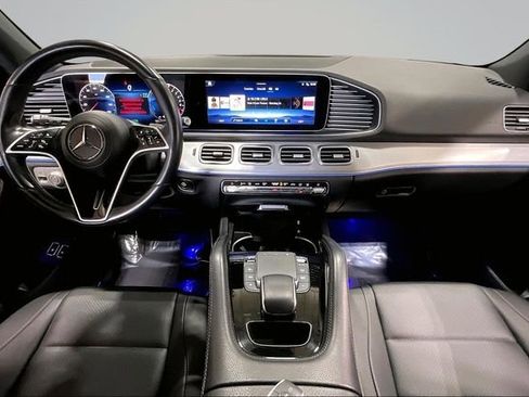 Used 2024 Mercedes-Benz GLE 450e 4MATIC image 18
