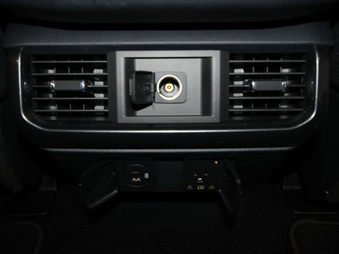 Used 2022 Ford F150 XLT w/ Equipment Group 302A High image 31