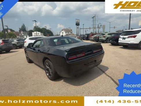 Used 2018 Dodge Challenger R/T Plus RWD image 7
