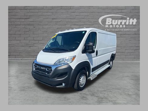 Used 2025 RAM ProMaster 2500 w/ U-Haul Equipment Group FWD image 1