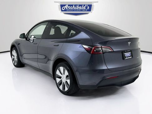 Used 2023 Tesla Model Y Long Range AWD/4WD image 4