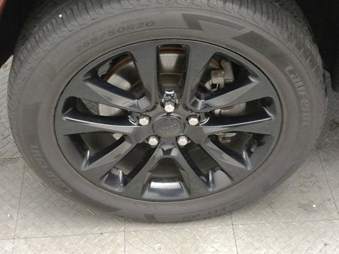 Used 2022 Jeep Grand Cherokee Laredo X AWD/4WD image 31