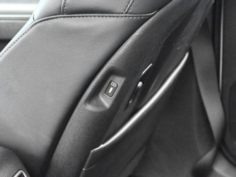 Used 2024 Kia Sportage EX image 38