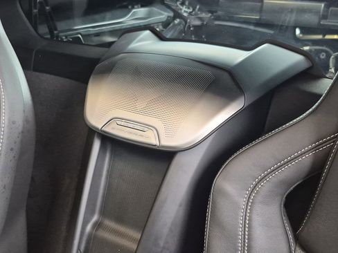 Used 2025 Chevrolet Corvette Stingray Preferred Cpe w/ Z51 Performance Package RWD image 21