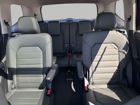 New 2026 Volkswagen Atlas SEL AWD/4WD image 23