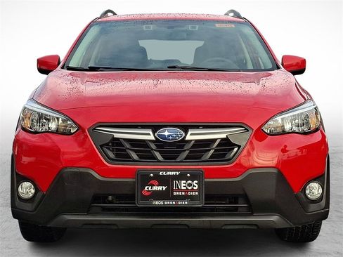 Used 2023 Subaru Crosstrek 2.0i Premium image 2