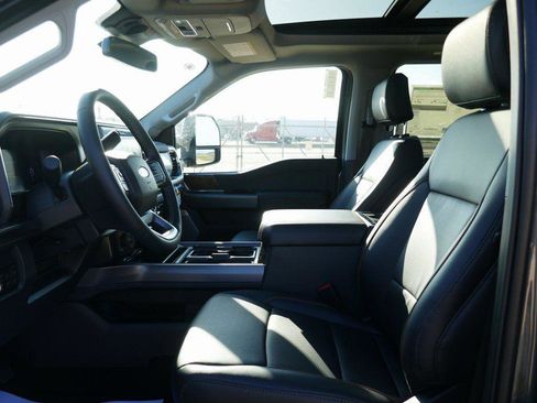 New 2026 Ford F250 Lariat w/ Black Appearance Package AWD/4WD image 15