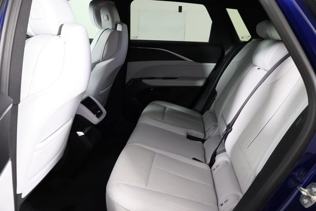 Used 2024 Cadillac Lyriq Sport RWD image 16