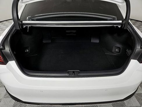 Certified 2022 Lexus ES 300h F Sport image 33