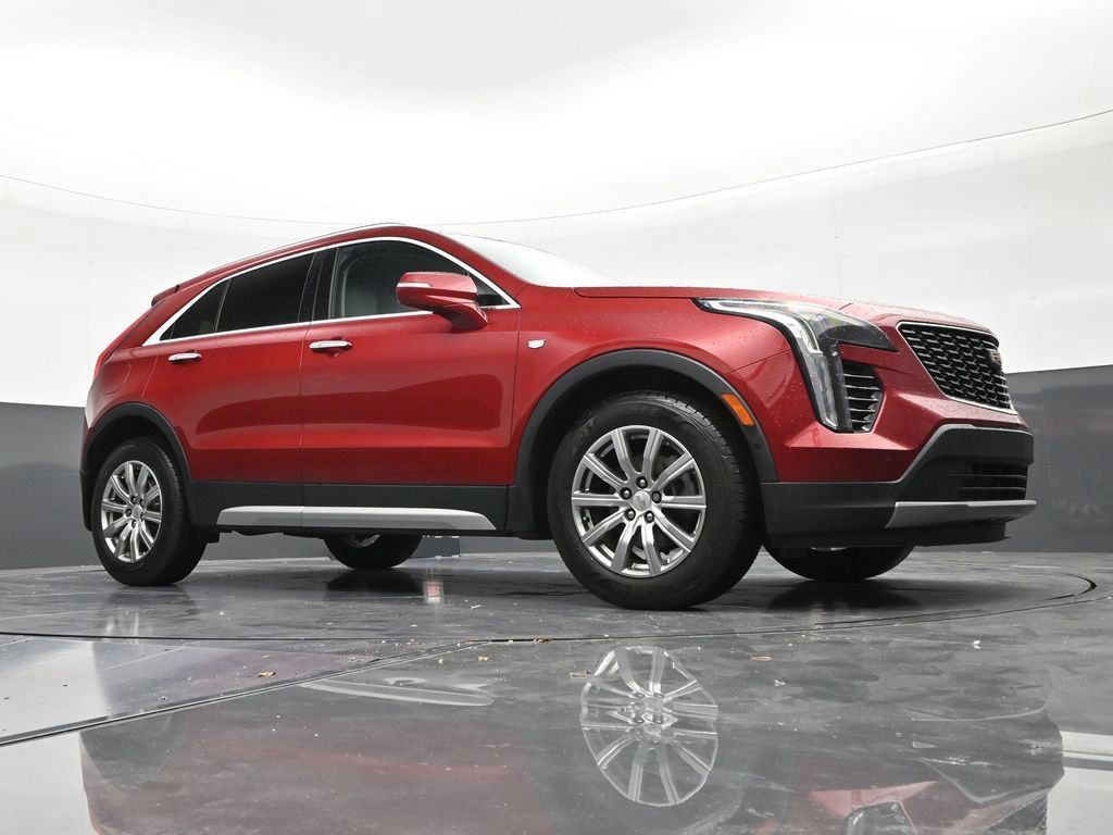 Used 2019 Cadillac XT4 Premium Luxury w/ Enhanced Visibility Package FWD image 26