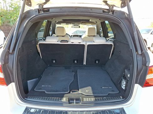 Used 2013 Mercedes-Benz ML 63 AMG 4MATIC image 28