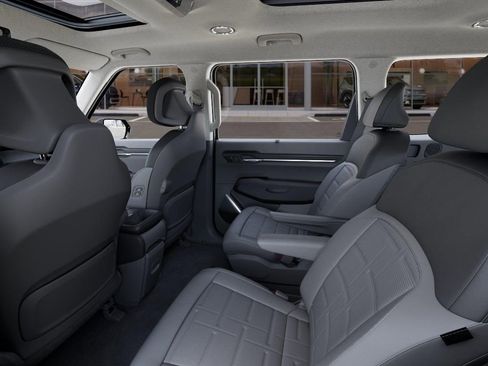New 2026 Kia EV9 Land AWD/4WD image 18