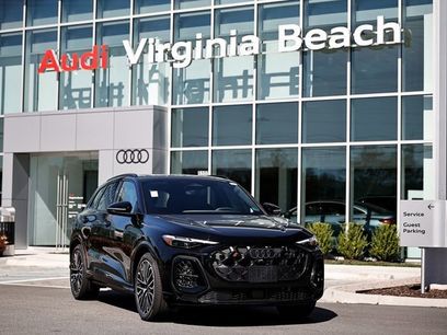 New 2025 Audi SQ5 Premium Plus