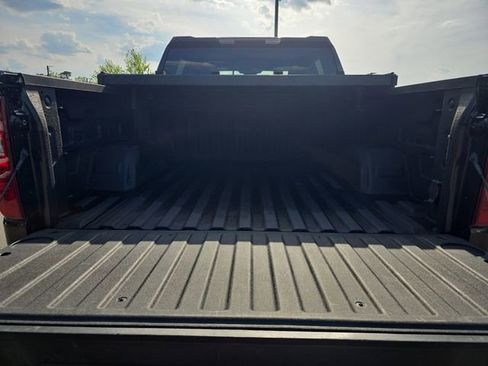 Used 2022 Chevrolet Silverado 1500 Custom AWD/4WD image 12