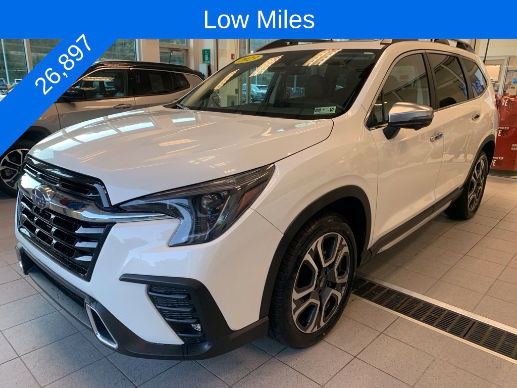 Used 2023 Subaru Ascent Touring AWD/4WD image 2