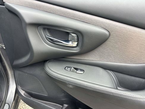 Used 2023 Nissan Murano S w/ Cargo Package AWD/4WD image 18