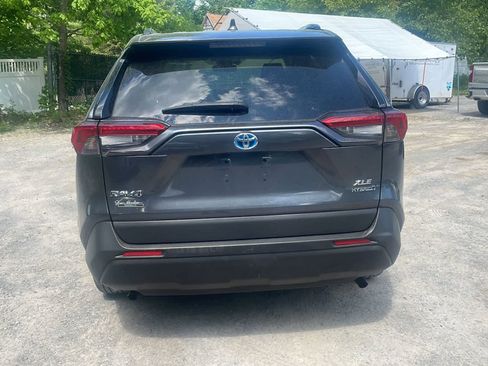 Used 2020 Toyota RAV4 XLE w/ Convenience Package AWD/4WD image 7