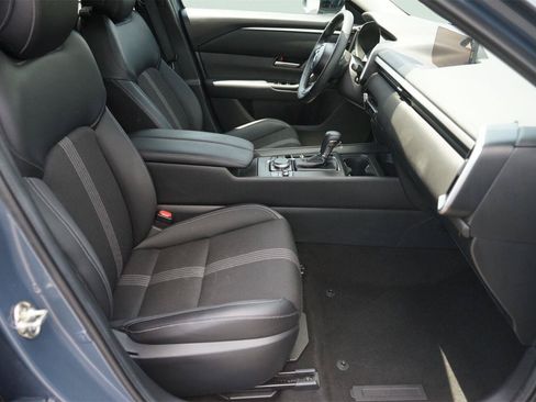 Used 2023 MAZDA CX-50 2.5 S w/ Preferred Plus Pkg AWD/4WD image 19