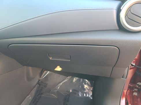 New 2025 Nissan Versa SV w/ Trunk Package image 24