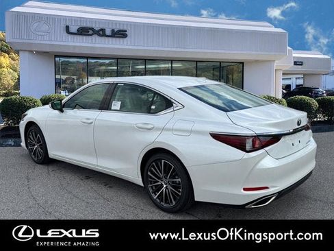 New 2025 Lexus ES 350 w/ Premium Package image 3