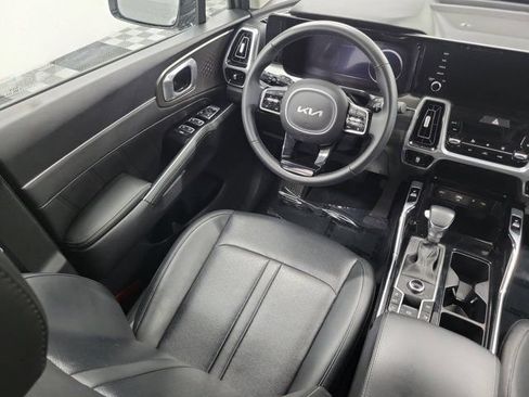 Used 2023 Kia Sorento SX AWD/4WD image 15
