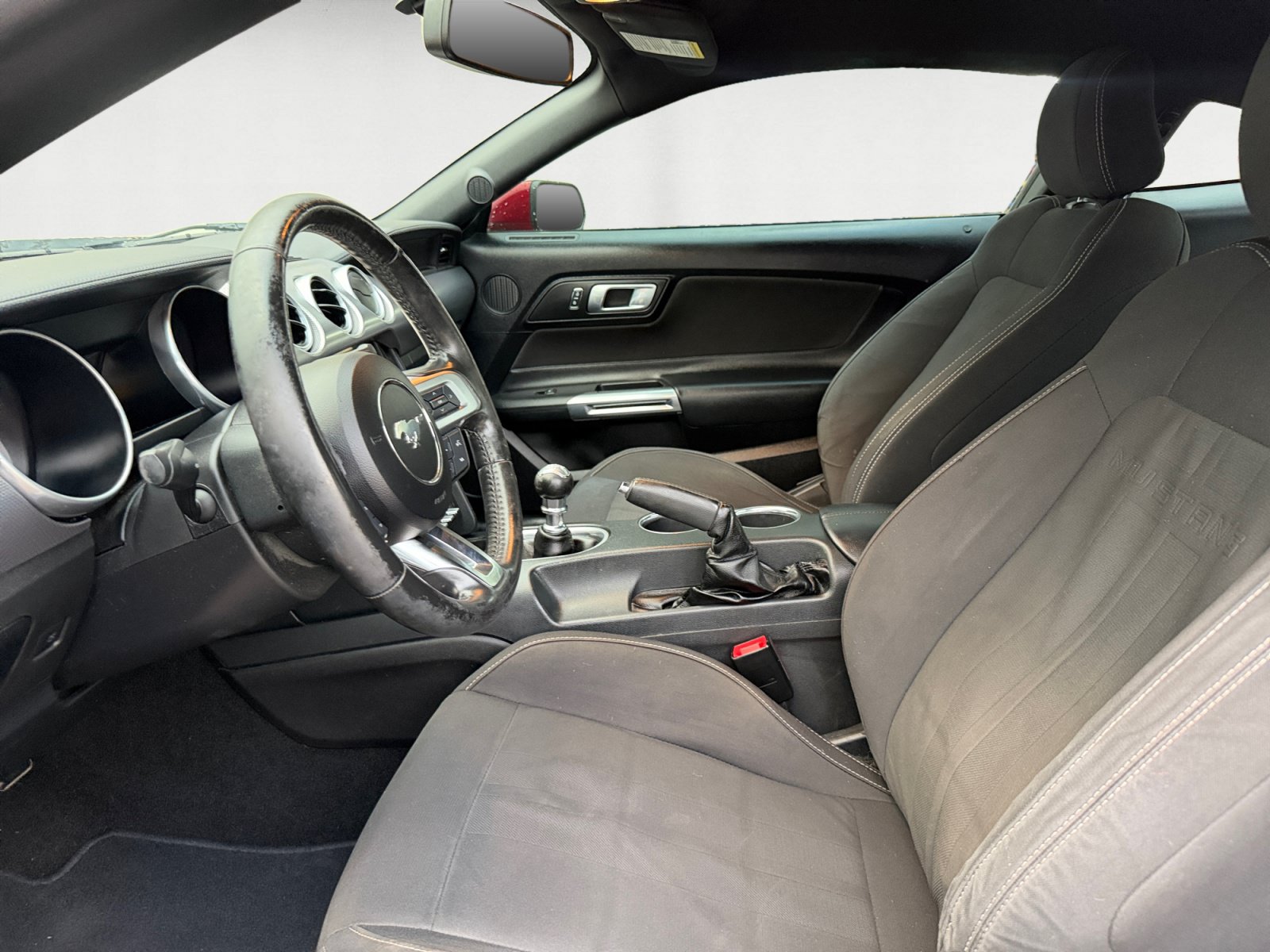 Used 2019 Ford Mustang GT w/ Equipment Group 301A RWD image 10
