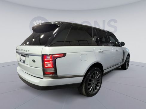 Used 2016 Land Rover Range Rover Supercharged image 11