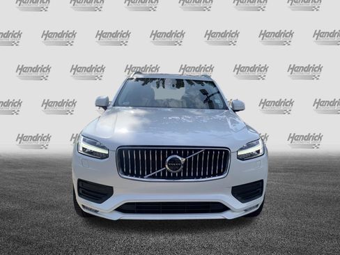Used 2020 Volvo XC90 T6 Momentum w/ Protection Package AWD/4WD image 3