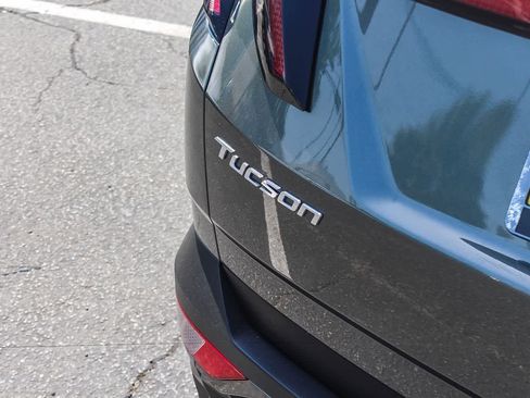 Certified 2023 Hyundai Tucson Limited AWD/4WD image 9