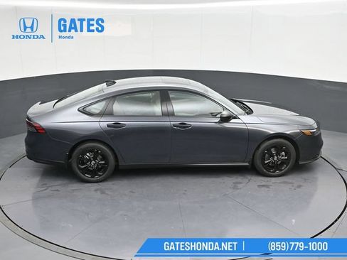 Certified 2025 Honda Accord SE image 39
