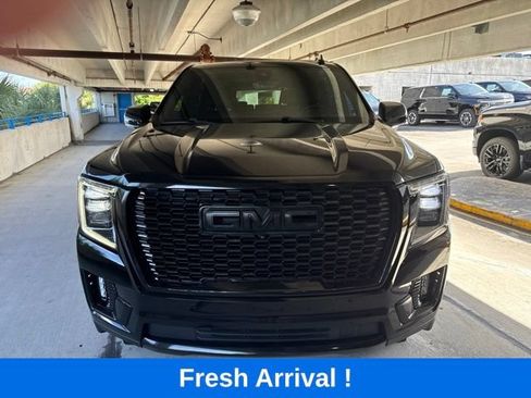 Used 2021 GMC Yukon Denali w/ Denali Premium Package RWD image 19