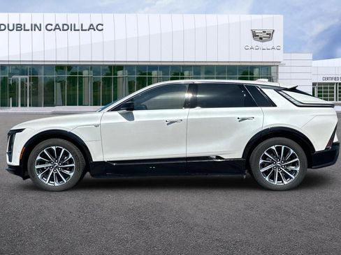 Certified 2024 Cadillac Lyriq Sport w/ LPO, Floor Liner Package AWD/4WD image 7