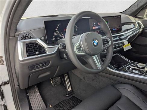 Certified 2026 BMW X5 sDrive40i w/ M Sport Package RWD image 3