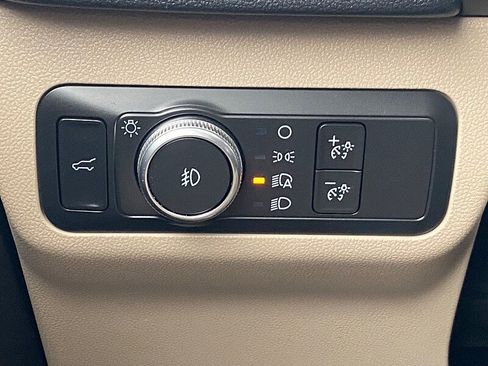 Certified 2020 Ford Escape Titanium w/ Titanium Premium Package 2.0 image 53