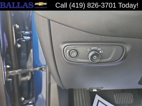 Certified 2022 Chevrolet Equinox LT FWD image 18