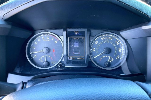 Used 2019 Toyota Tacoma TRD Sport w/ Technology Package AWD/4WD image 22
